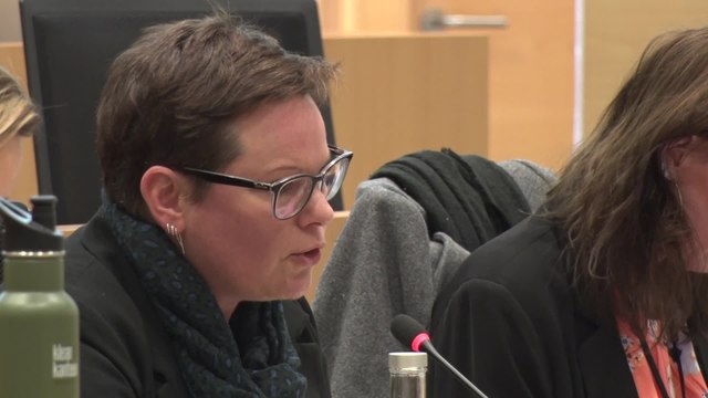 Coronavirus : Laurence Hennuy (ECOLO): Depuis deux semaines, je suis désolée madame la ministre, mais c'est vraiment le chaos