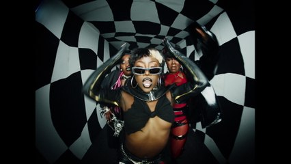 Bree Runway - APESHIT