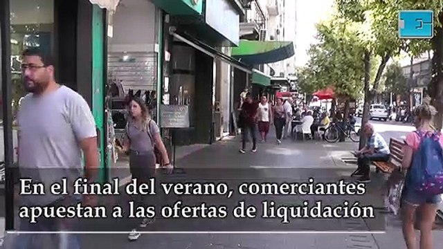 En el final del verano, comerciantes apuestan a las ofertas de liquidación
