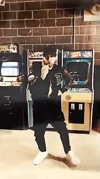 Essayez de rapper aussi vite qu'Eminem ? Impossible !