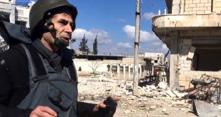 Türk muhabir canlı yayındayken Esed güçleri bombardımana başladı