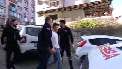 Öğrencilerin kaldığı apartmanda yangın paniği