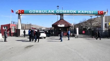 Gürbulak Sınır Kapısı'nda kurulan sahra hastanesinde çadır sayısı 14'e yükseltildi