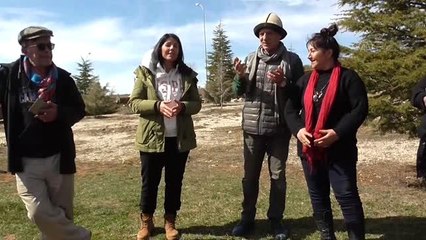 Sanatçıların köyünde Müslüm Gürses için çınar fidanı dikildi