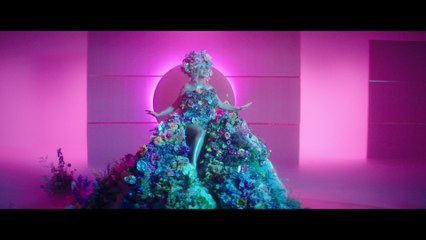 Katy Perry - Never Worn White