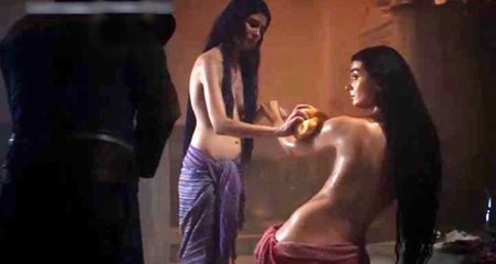 Tuba Büyüküstün çok konuşulan hamam sahnesi hakkında sessizliğini bozdu