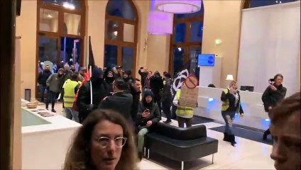 Rassemblement à Metz : " Le 49-3 est un hold-up"