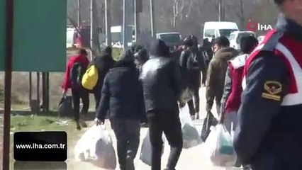 Yunan askerlerinden göçmenlere acımasız müdahale