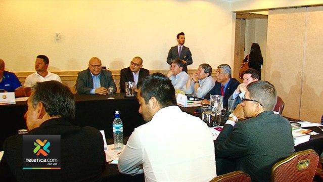 td7-reunion-de-unafut-y-presidentes-de-clubes-100320