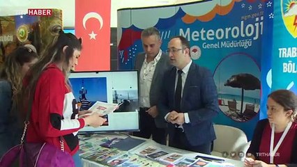 Gençlerle firmaları buluşturan kariyer fuarları