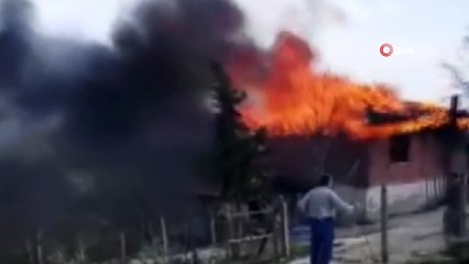 Ordu’da bir ev ile ahır alevlere teslim oldu