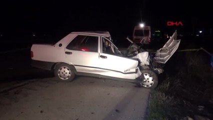 Kamyona arkadan çarpan otomobilin sürücüsü öldü