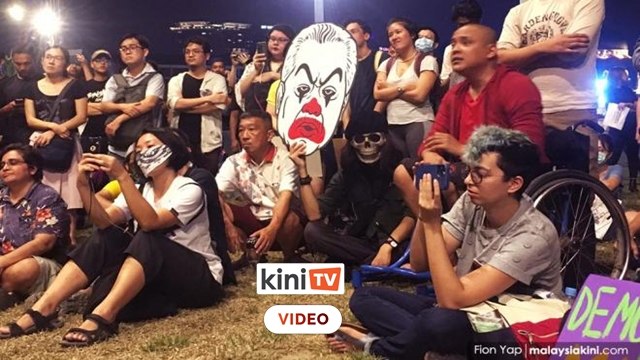 LIVE: Perhimpunan solidariti untuk aktivis yang disiasat di IPD Dang Wangi