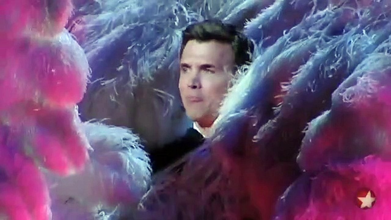 Interview: Ashlee Simpson-Wentz on Her Broadway Debut in "Chicago"