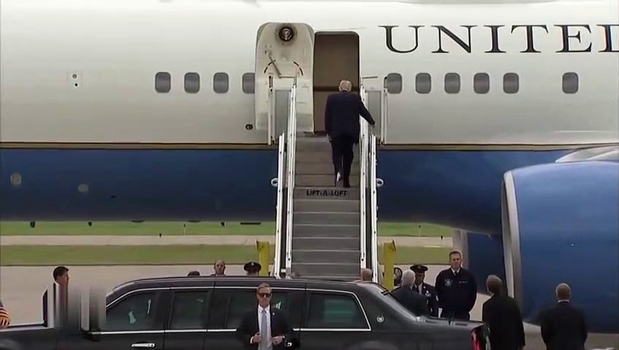 Donald Trump Paper Umbrella Air Force One