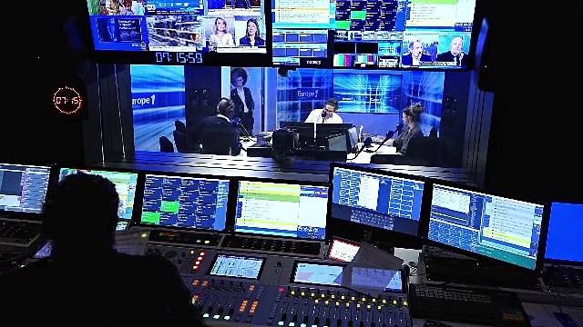 Virus : des bornes tactiles et des poignées de porte antibactérienne