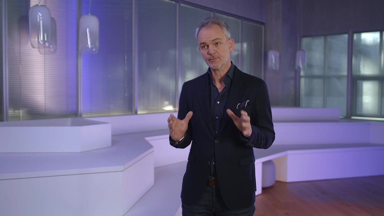 BMW Concept i4 - Adrian van Hooydonk, Leiter BMW Group Design