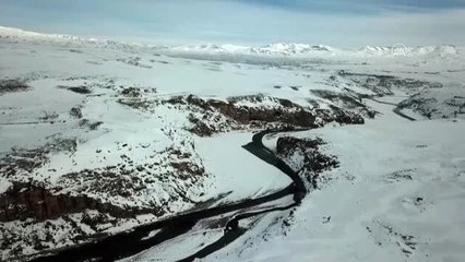Diyadin Kanyonu'nda dev buz sarkıtları oluştu