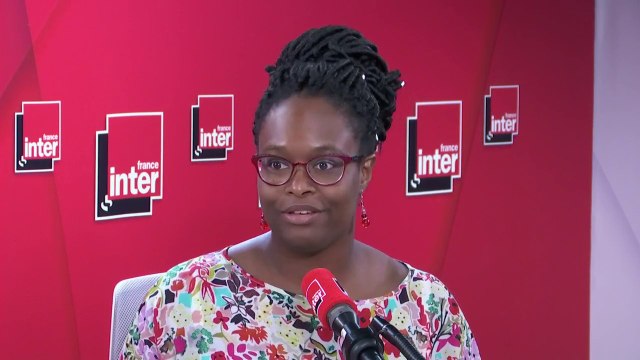 Sibeth Ndiaye : Je veux rappeler un chiffre tout simple : la grippe, chaque année en France, atteint entre 2,5 et 3 millions de personnes ; aujourd’hui, nous avons un peu plus de 200 personnes atteintes par le coronavirus