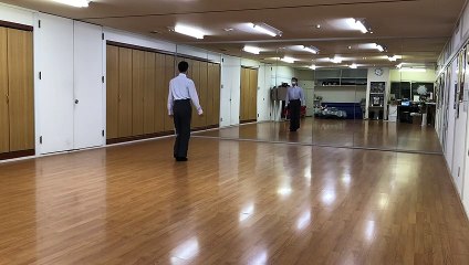 サンバのステップを踊ってみた