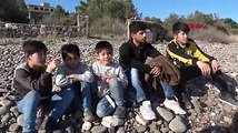 Yunan askerlerinin geri gönderdiği Afgan ailenin umutlu bekleyişi sürüyor