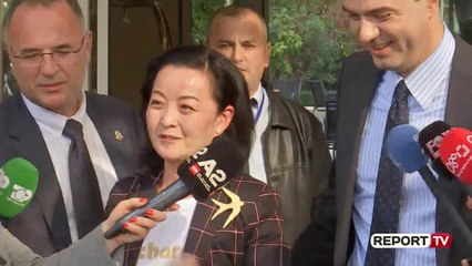 Report TV - Yuri Kim dy orë në takim me Bashën! Kryedemokrati: Patëm një bisedë të mirë