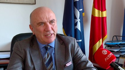 Emigrantët, policia dhe ushtria nisen drejt kufirit