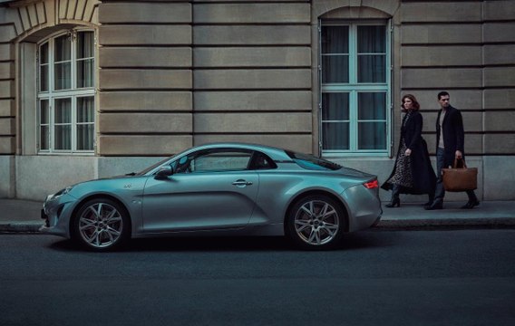 Alpine A110 Légende GT : l'édition limitée de la berlinette en vidéo