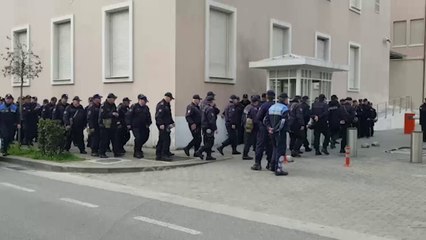 "Beselidhja" e Metës: Nis grumbullimi në bulevard, blindohet kryeministria