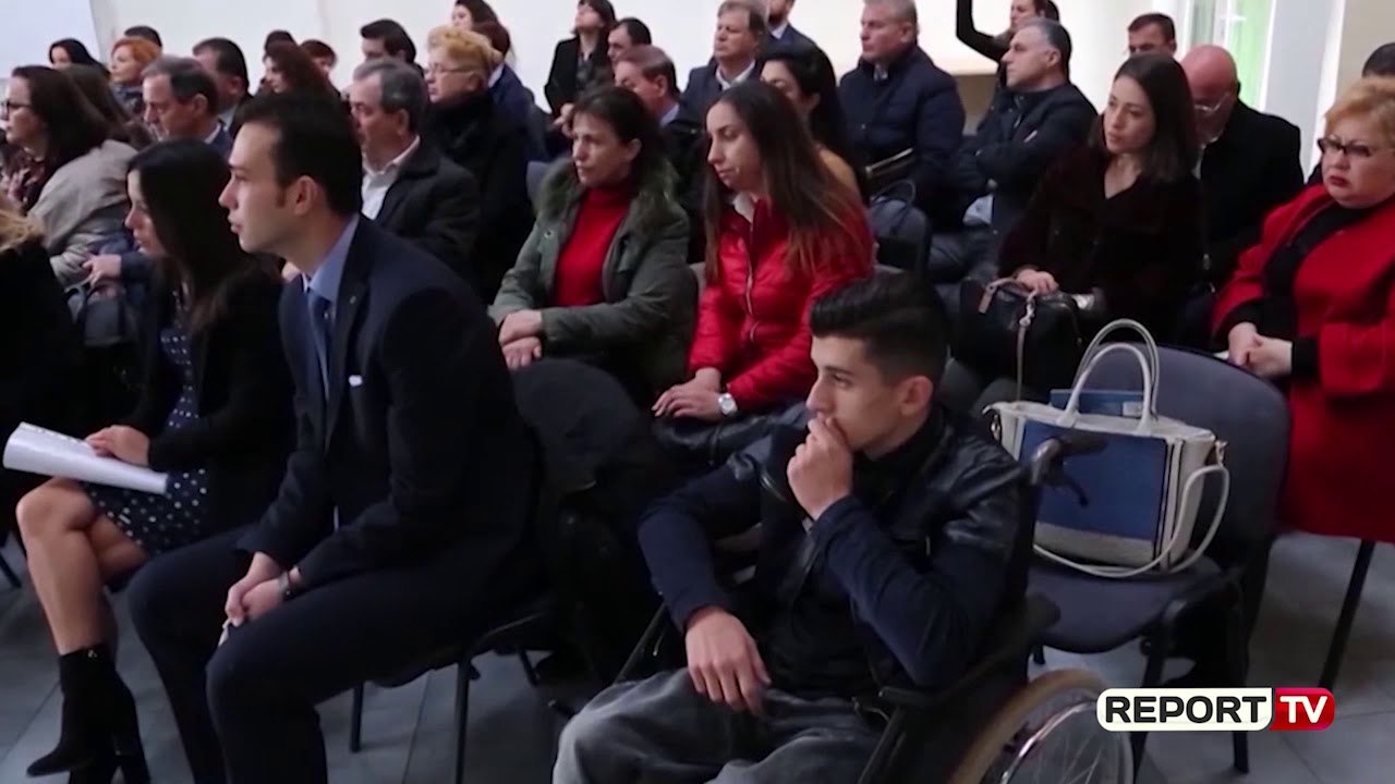 Report TV -Ndryshon skema, KEMPI hiqet nëse qëndron më shumë se 3 muaj jashtë vendit