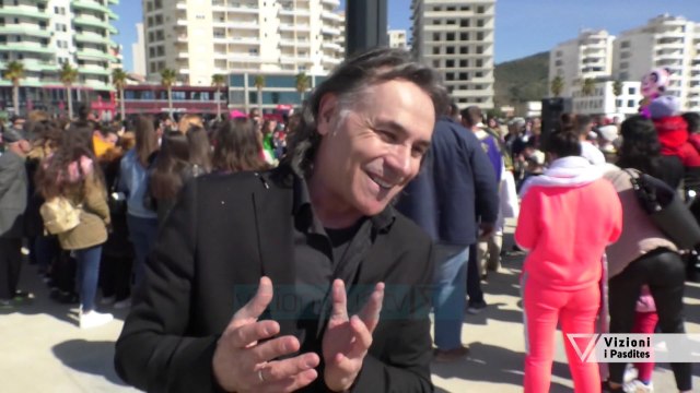 Vizioni i pasdites - Nadir Mura rikthen magjinë e Karnavaleve në Vlorë - 3 Mars 2020 - Vizion Plus