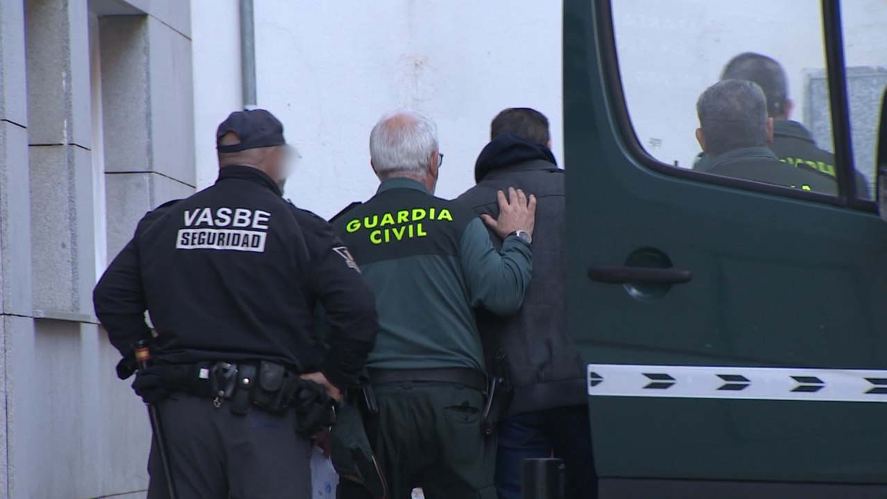 Acusado de asesinato machista llega a la Audiencia Provincial de Guadalajara