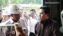 Menteri BUMN Erick Thohir meninjau Gudang Beras Bulog di Kelapa Gading, Jakarta Utara, Rabu (4/3).