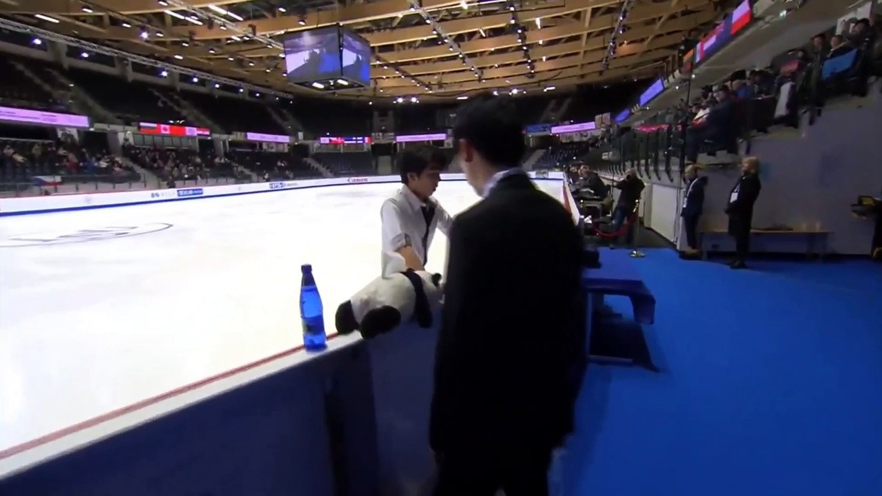 2020-03-04  World Junior  SP 佐藤駿　