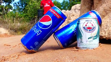 Experiment :  Pepsi & Bear Brand Catch Family- Turtle From Deep Hole