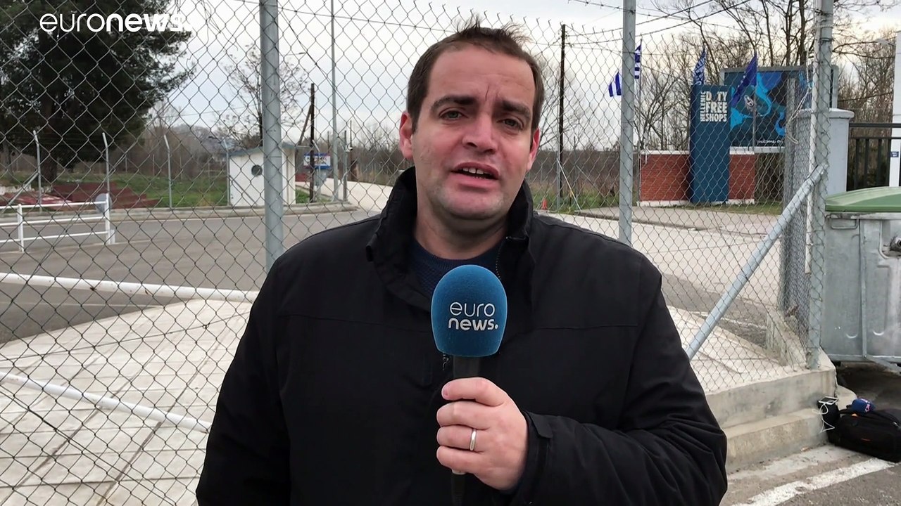 Zusammenstöße zwischen migranten und polizei in kastanies