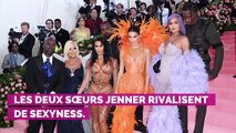 Kendall et Kylie Jenner : laquelle remporte le duel de la sœur la plus sexy en bikini ?