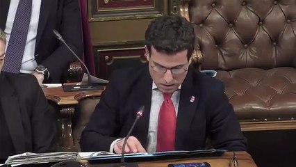 Carlos García, concejal del PP, defiende a la Armada ante los ataques de Bildu