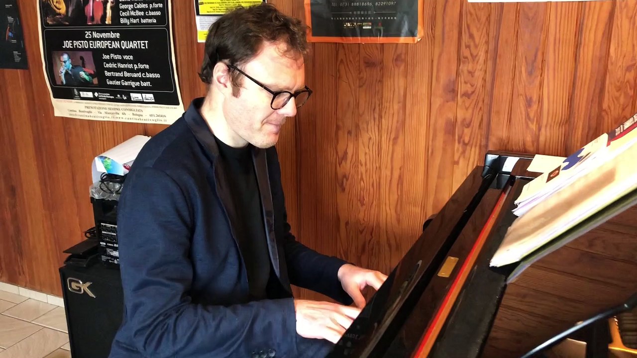 Cédric Hanriot voyage en musique