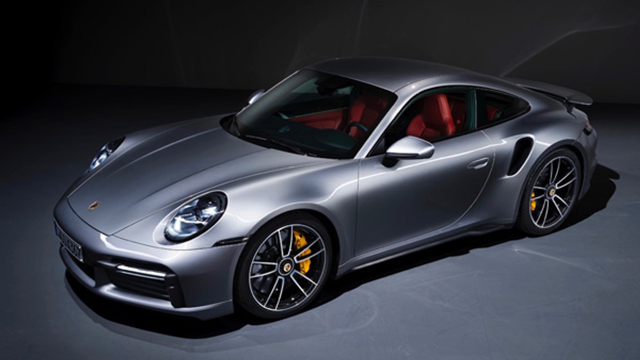 Porsche feiert die Weltpremiere des neuen 911 Turbo S