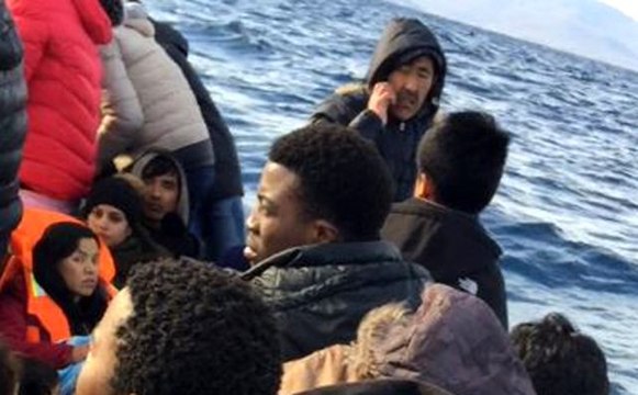 Ege Denizi'nde 11 saat kurtarılmayı beklediler