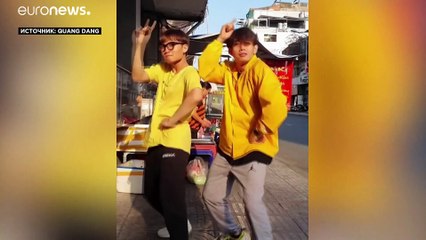 Коронавирус как муза: о нём уже слагают песни