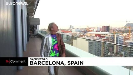 صعود اسپایدرمن فرانسوی از برج گلوریس بارسلون