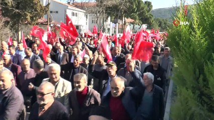 Şehitler için Bayrak Yürüyüşü