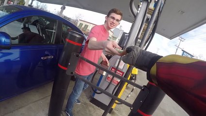 Motor Corey Makes People's Mondays By Giving Them Gas Money