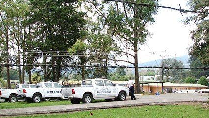 tn7-Atrapan a menores cuando intentaban fugarse de cárcel por el hueco de una malla-040320