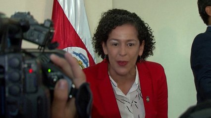 tn7-Preguntas al presidente generaron roce entre ministra y periodistas-040320
