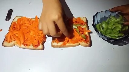 सिर्फ 2 मिनट में तवे पे ब्रेड पिज़्ज़ा,bread pizza,Bazar jesa ghar pe,how to make