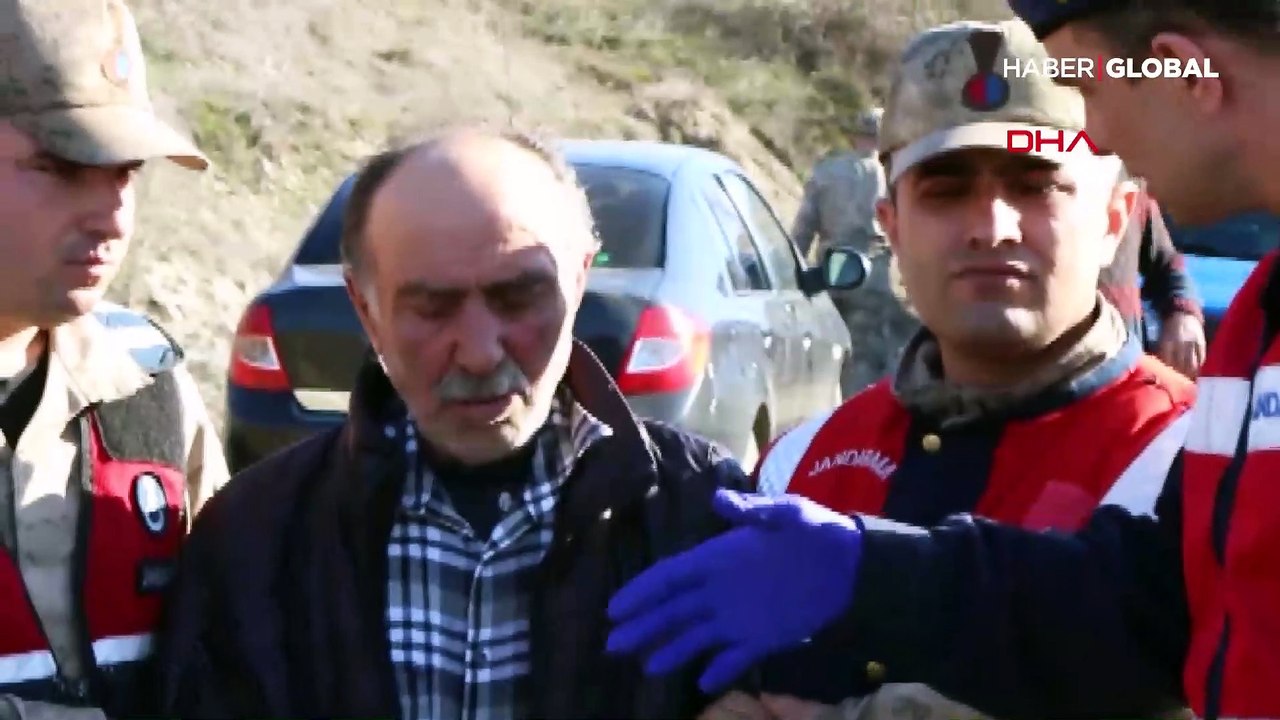 8 yıldır aranıyordu, babası baltayla öldürüp avluya gömmüş