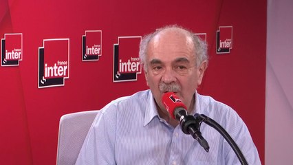 Michel Wieviorka : "Malheureusement les mots forts et excessifs fonctionnent mieux que les mots nuancés et compliqués […] Les réseaux sociaux peuvent être des outils merveilleux, mais on y trouve aussi des discours de haine : c’est les deux à la fois"